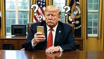 Donald Trump sitzt an seinem Schreibtisch und schaut verwirrt auf sein Handy, im Hintergrund Fahnen.