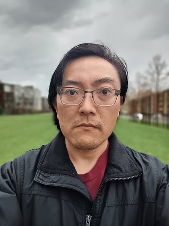 Galaxy A34: Wide selfie with Portrait mode