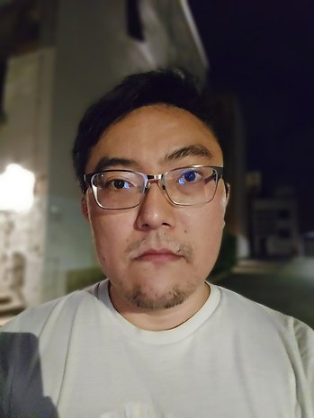 Samsung Galaxy XCover 7 Pro: Ultra-wide angle selfie - Portrait mode on