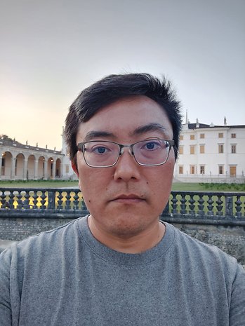 Samsung Galaxy XCover 7 Pro: Ultra-wide angle selfie