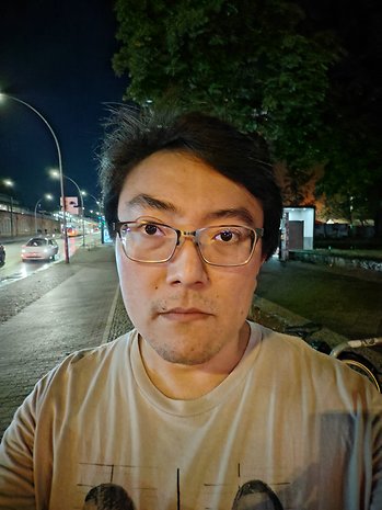 Honor 200 Pro: Selfie ultrawide (0.8x)