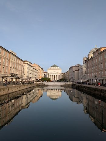 Google Pixel 9a: Main camera