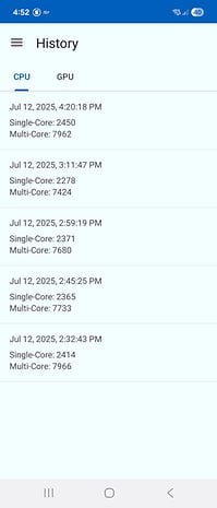 Samsung Galaxy Z Flip 7 Geekbench-Benchmark-Ergebnisse mit verschiedenen Einzel- und Mehrkernwerten.
