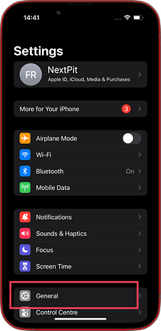 Screenshots showing how to install an iOS public beta
