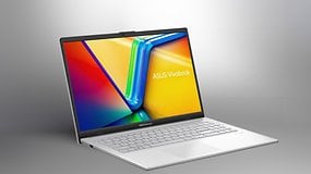 Asus VivoBook Go 15 vor grauem Hintergrund