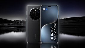 Ein schwarzes HONOR Magic 7 Pro Smartphone, von vorne und hinten vor einem dunklen Hintergrund gezeigt.