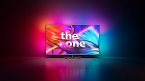 Philips-Fernseher zeigt lebendige Farben mit dem Text 'the one'.