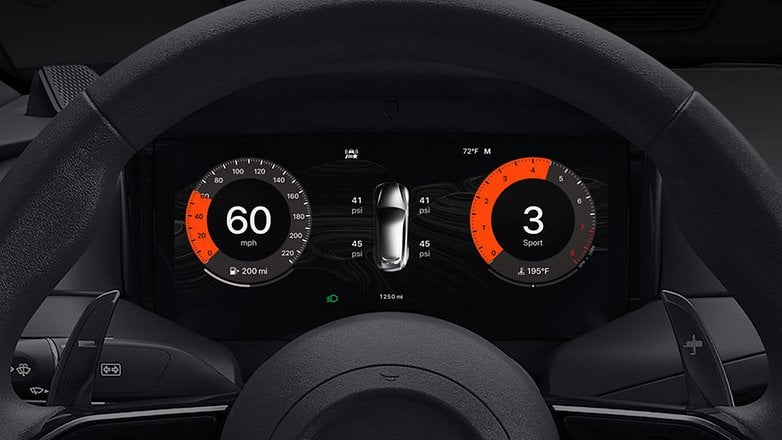 Display shows speed at 60 mph, psi readings, and temperature while featuring Apple CarPlay Ultra. Display shows speed at 60 mph, psi readings, and temperature while featuring Apple CarPlay Ultra.