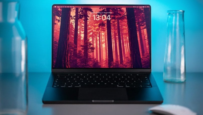 Apple MacBook Pro touchscreen
