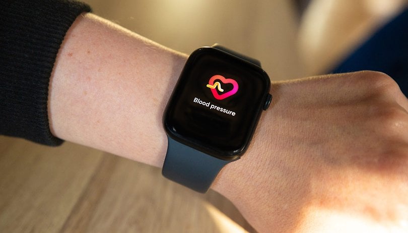 Nästa generations Apple Watch kan ge varningar om högt/lågt blodtryck