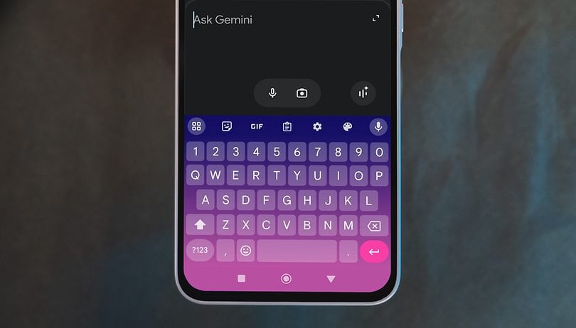 Galaxy A35 keyboard AI gemini crop