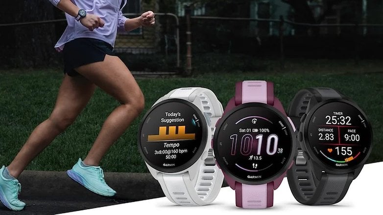 garmin-forerunner-165-lanseras-en-billigare-amoled-k-rs-smartklocka