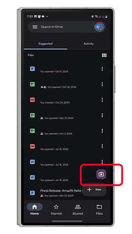 Google Drive-Oberfläche auf einem Mobilgerät, die zuletzt verwendete Dateien und eine 'Neu'-Schaltfläche mit Kamerasymbol zeigt.