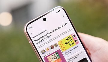 Ein Google Pixel 9 Pro zeigt eine Ticketverkaufsankündigung für Folk Forest am 5. August 2024.