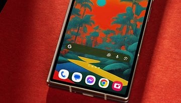 Google Search widget on the Samsung Galaxy Z Fold 6