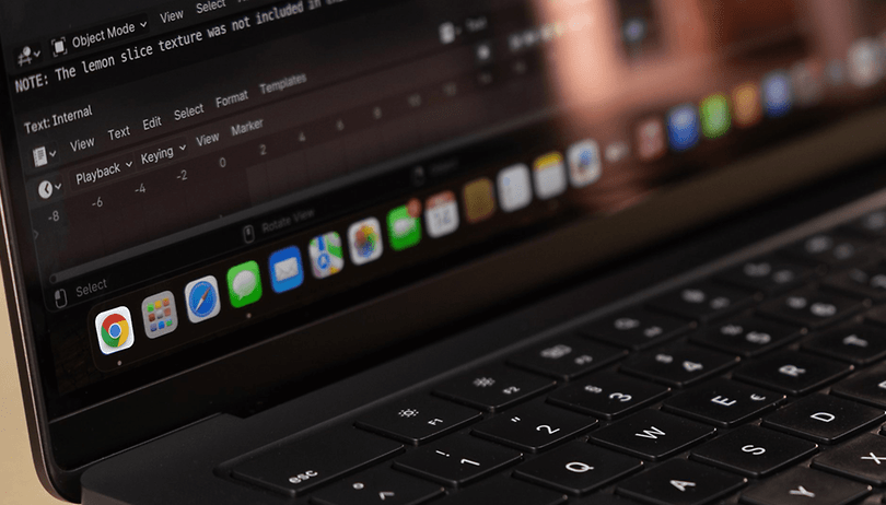 Chrome Users: Google Just Patched a Data-Stealing Bug, Update Right Now! MacBook Pro 14 with Chrome and Safari browser app icons