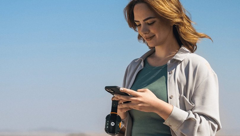 Pautan Satelit Defy Motorola Menambahkan Pemesejan Satelit pada Mana-mana Telefon Harga pautan satelit Motorola Defy Telefon pintar