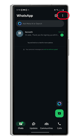 WhatsApp interface showing a chat and options for search and settings.