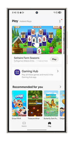 Écran d'appareil Samsung affichant le Play Store avec 'Solitaire Farm Seasons' et des suggestions de jeux.