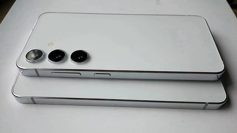 Samsung Galaxy S24 dummy units