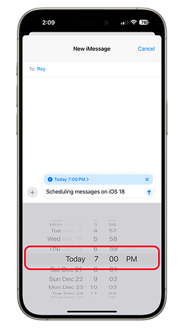 iMessage-Bildschirm in iOS 18 mit einer geplanten Nachricht für heute um 19:00 Uhr.