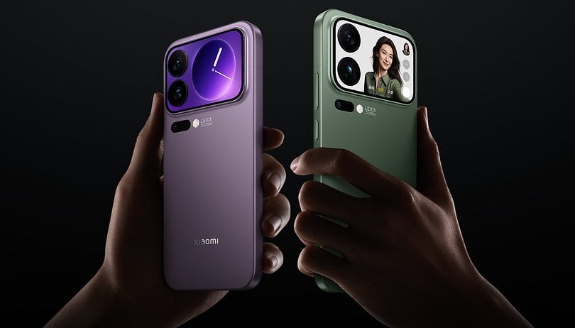 Xiaomi 17 Pro and Pro Max Rear Displays