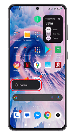Tela de smartphone com vários aplicativos e uma opção "Remover" em destaque.