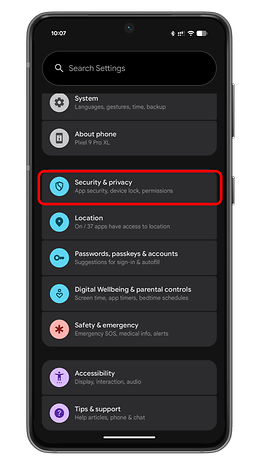 Settings menu on an Android device with a focus on Security & privacy section.