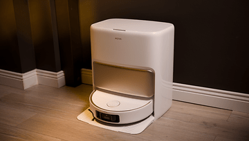 Mova V50 Ultra Complete device in a modern setting with a sleek design.