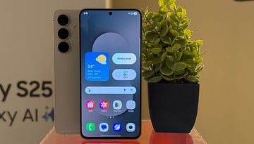 Hands-On With the Samsung Galaxy S25 FE: High-End for a Mid-Range Price