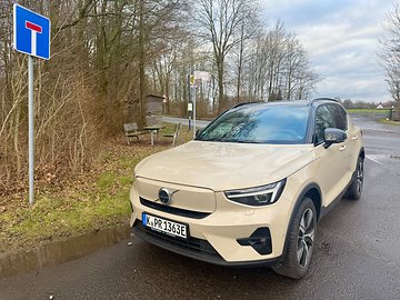 Volvo EX40 im Test: Elektro-SUV mit viel Komfort und einer gro&szlig;en Schw&auml;che