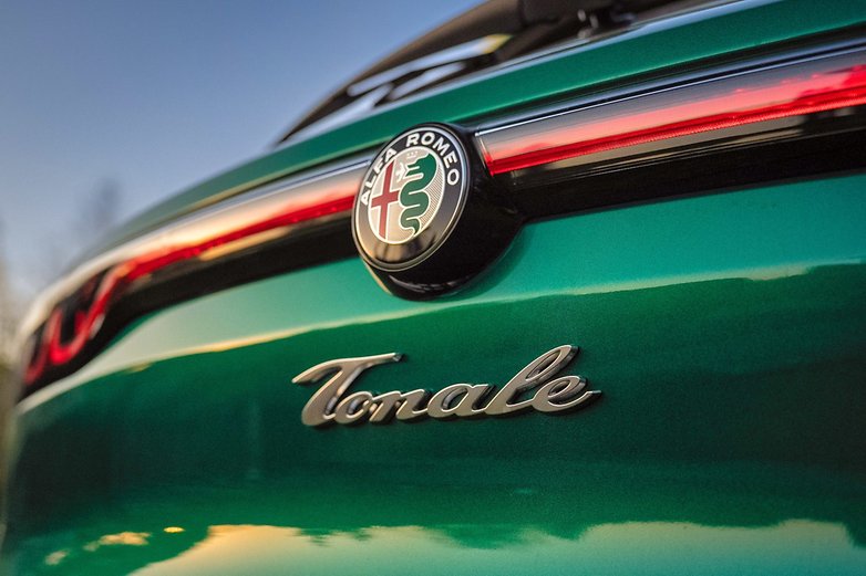 Alfa Romeo Tonale: Heckansicht Alfa Romeo Tonale: Heckansicht