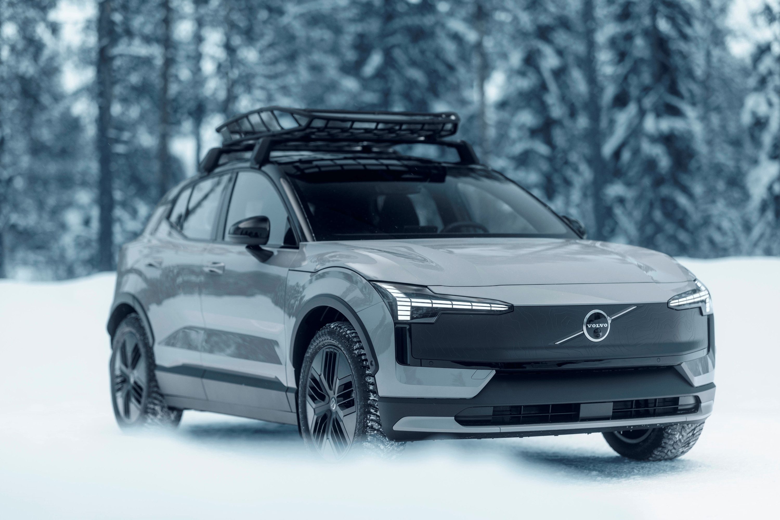 Volvo EX30 Cross Country: Kompakt-SUV für das große Abenteuer