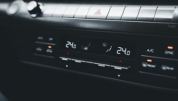Gefährlich und teuer: Diesen Fehler bei der Klimaanlage im Auto machen viele