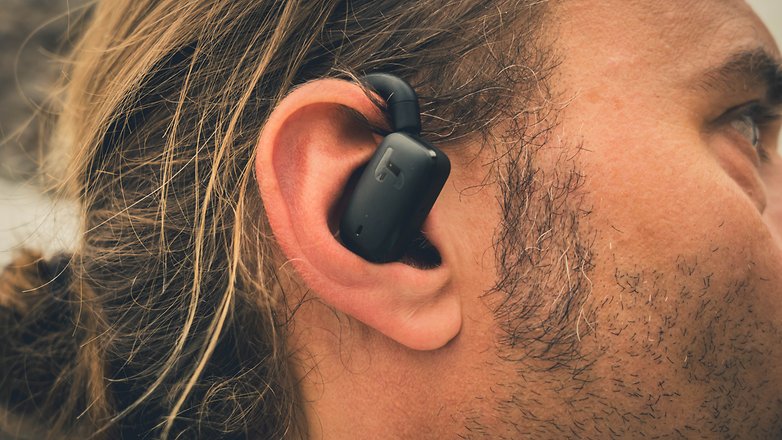 Weil Open-Ear-Kopfhörer nicht im oder auf dem Ohr sitzen, habt ihr auch kein unangenehmes Druckgefühl.