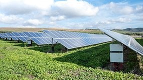 PV-Anlage auf Grünfläche