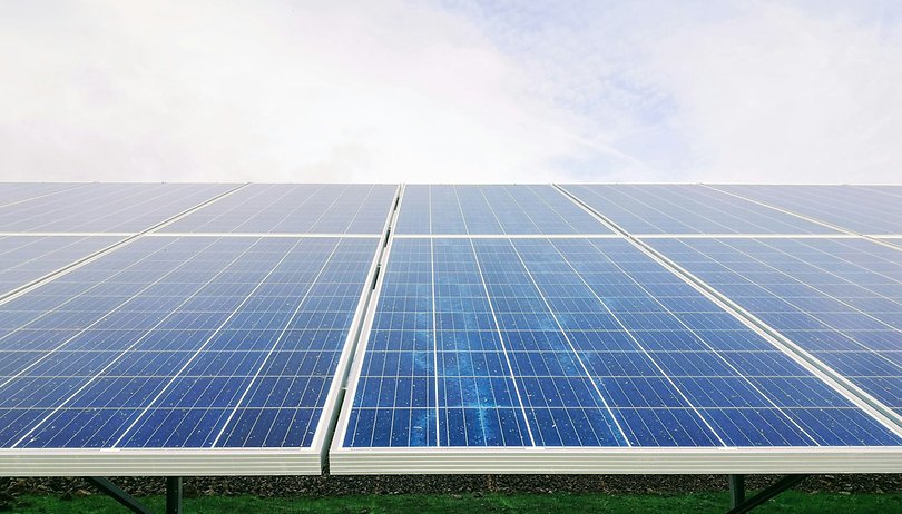 So schützt Ihr Eure PV-Anlage und Balkonkraftwerke vor Unwettern Heutige Solarmodule werden haeufig 25 bis 30 Jahre alt laut Herstellerangaben