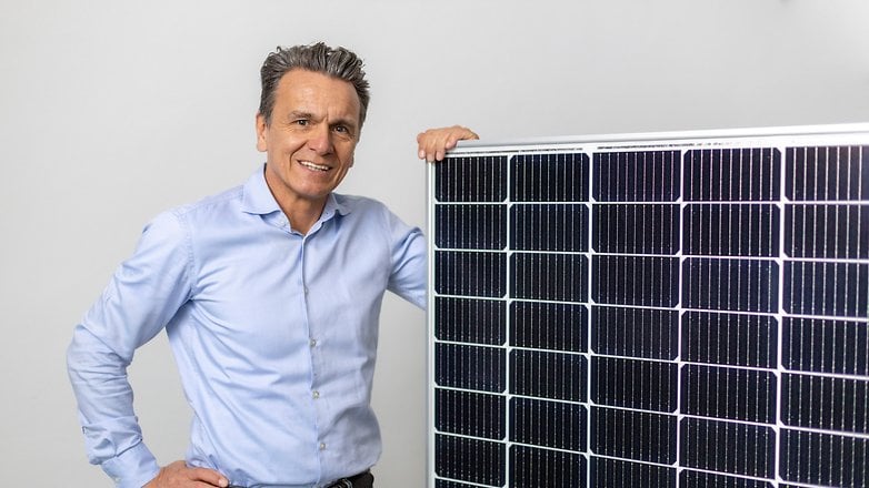 PV-Anlage und Herr Peter Knuth von enerix PV-Anlage und Herr Peter Knuth von enerix