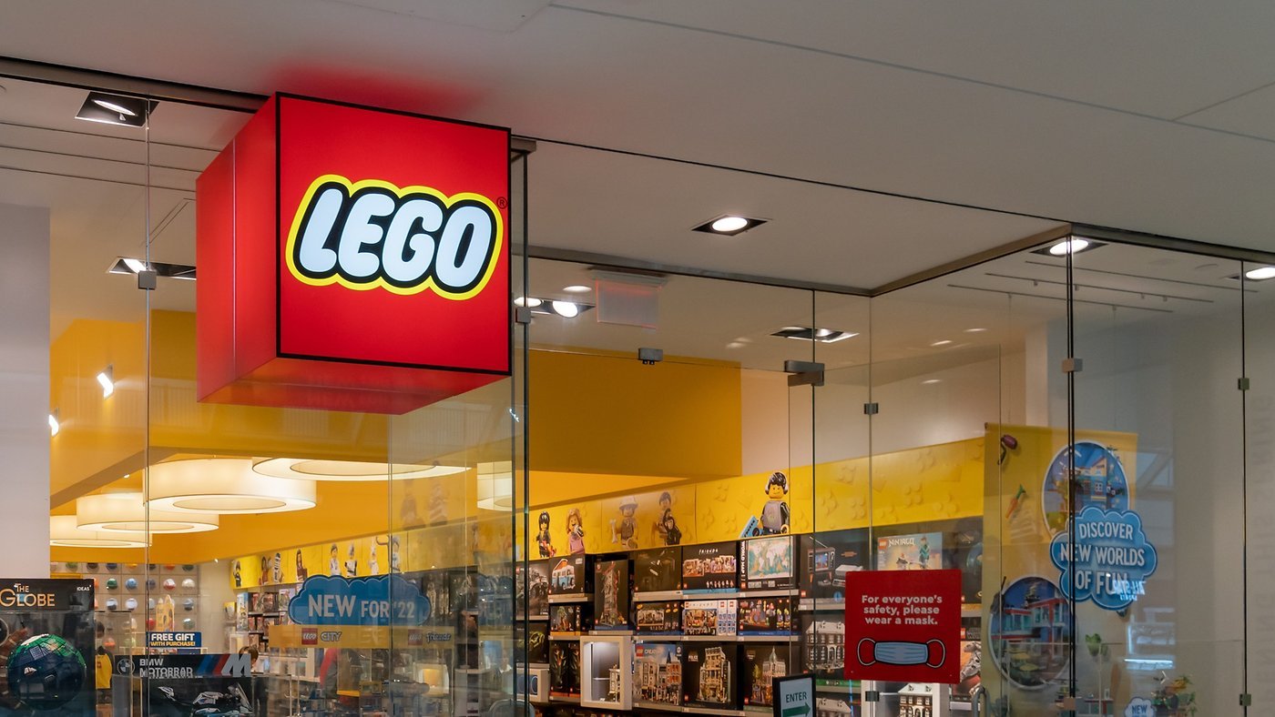 Fans are Furious: LEGO stops Passion Project - After 8 years!