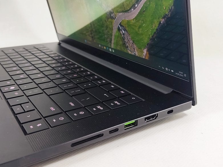 Razer Blader 16 Razer Blader 16